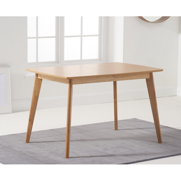 Hykkon Nicole Extendable Dining Table Lowville Extendable Dining Set with 4